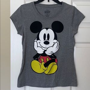 DIsNEY Mickey Mouse women’s top size XL